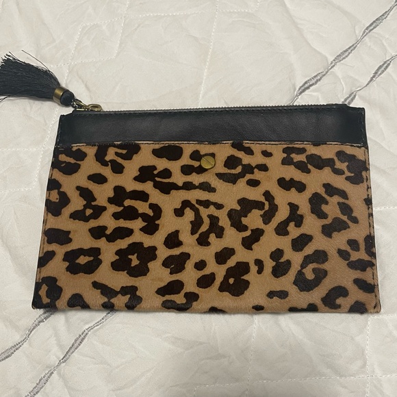J Crew leopard print and black leather small clutch/ makeup bag. New w tags - Picture 2 of 16